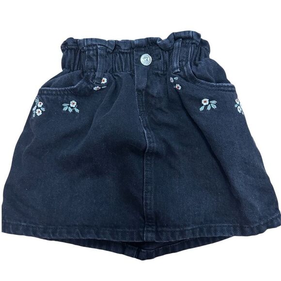 Zara‎ Toddler Black Denim Flower Embroidered Skirt size 18-24 - Picture 1 of 6